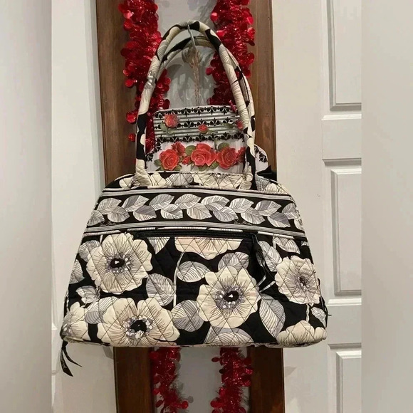 Vera Bradley Handbags - 🌟Vera Bradley Handbag🌟NWOT